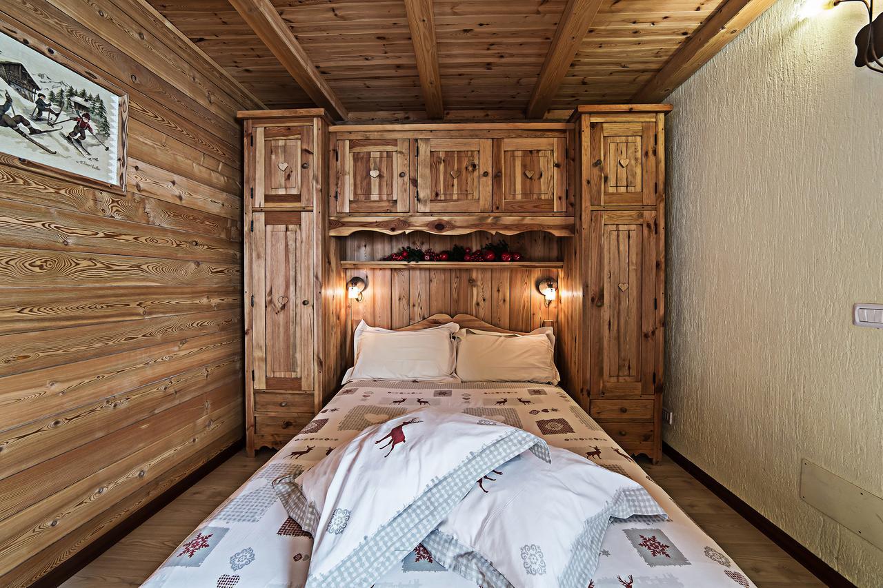 Le Thovex Bed and Breakfast La Thuile Exteriör bild